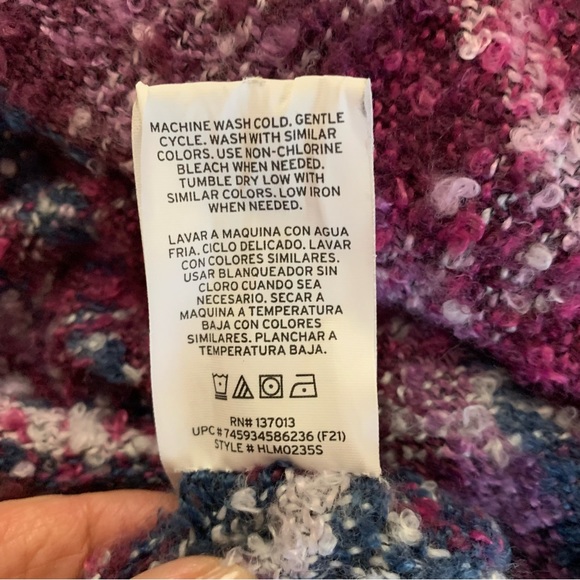 WOOLRICH. Beautiful Purple/Amethyst/Blue Colored Shawl/Wrap.Fringe. Plai… - Picture 6 of 6